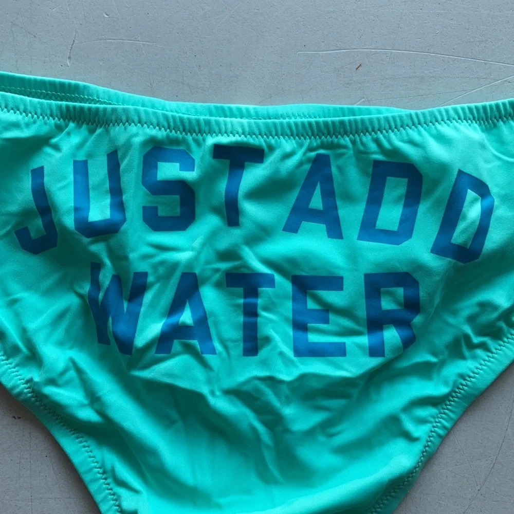 Victorias Secret reposhing this